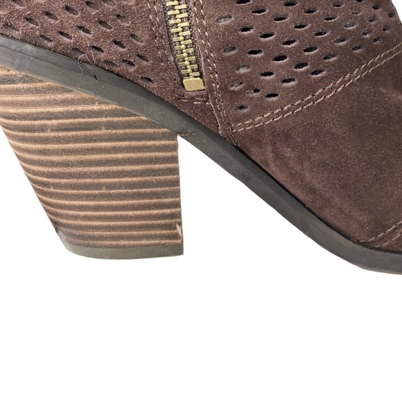 Lucky Brand Western Booties Perforated Boho Brown Suede Leather Ankle Boot - Picture 8 of 12